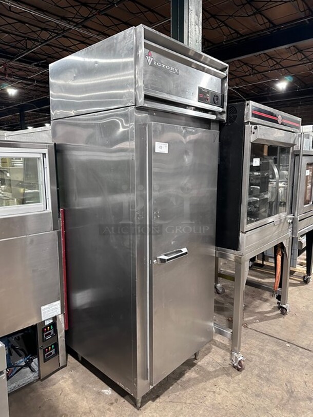 Victory Commercial Single Door Reach In Freezer! All Stainless Steel! Working When Removed! Model: FS1DS7EW SN: M0521533! 115V 1 Phase! On Legs! - Image 2 of 8