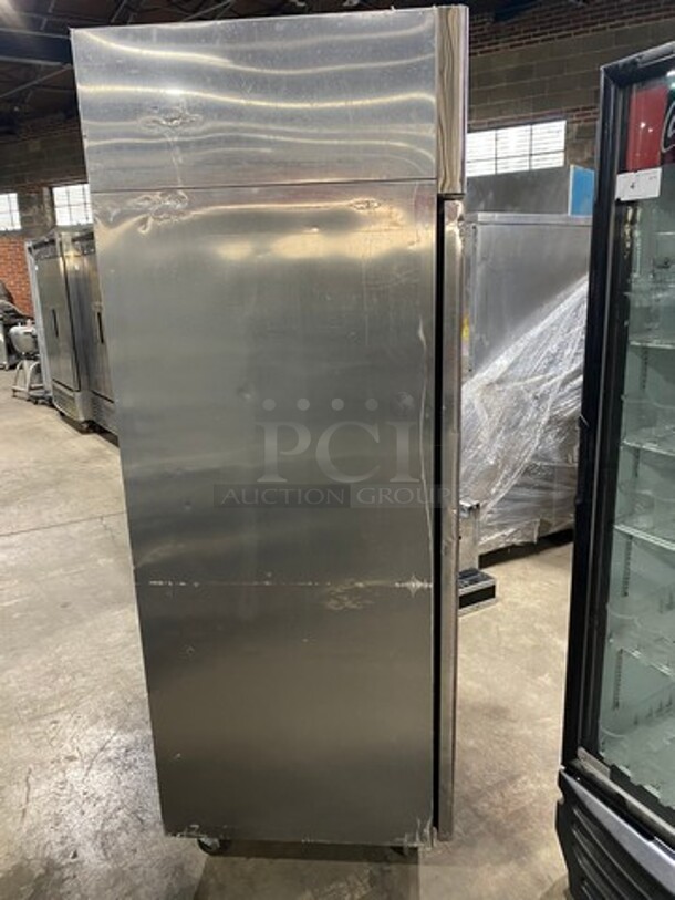 LATE MODEL! 2017 Atosa Commercial Single Door Reach-In Freezer! With Poly Coated Racks! Solid Stainless Steel! On Casters! Model: MBF8001 SN: MBF8001AUS100317110800C40024 115V 60HZ 1 Phase - Image 4 of 11