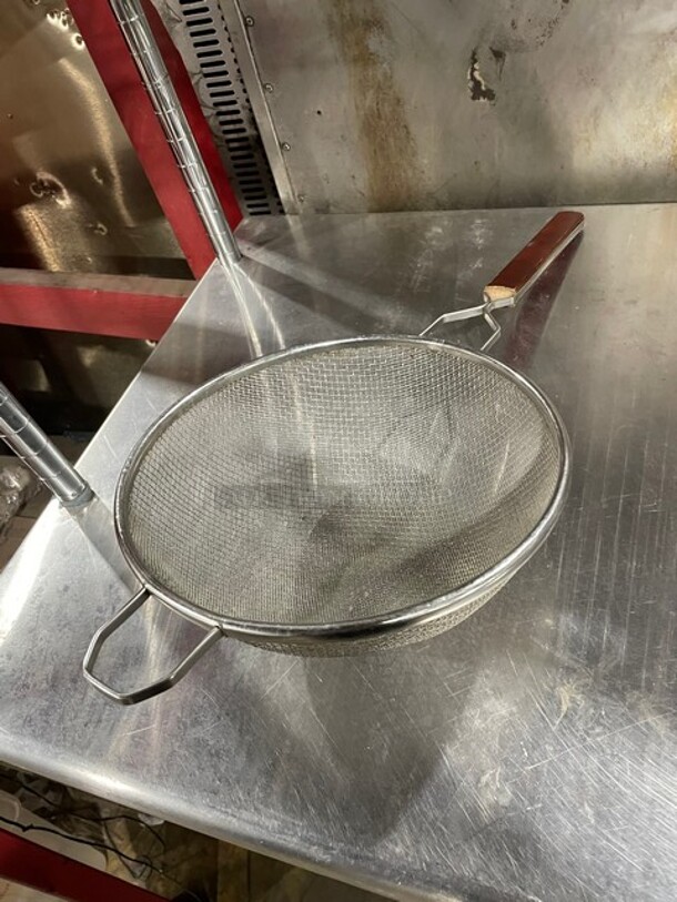 ALL ONE MONEY! Assorted Sifters! - Image 3 of 5