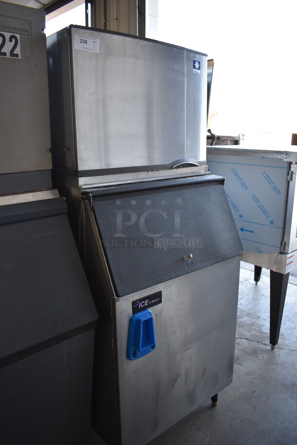 Manitowoc SY0454A Stainless Steel Commercial Ice Head on Scotsman B530S Stainless Steel Commercial Ice Bin. 115 Volts, 1 Phase. 31x34x72