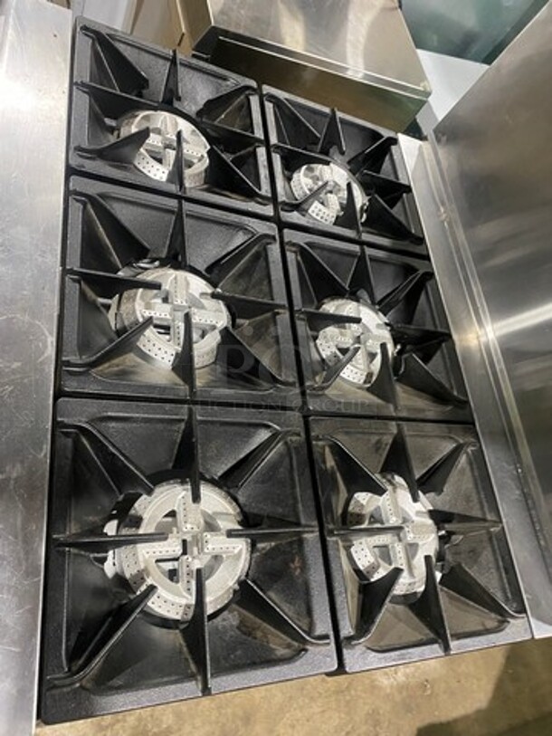 Pantin Commercial Natural Gas Powered 6 Burner Stove! With Raised Back Splash And Salamander Shelf! With Oven Underneath! All Stainless Steel! On Legs! - Image 5 of 10