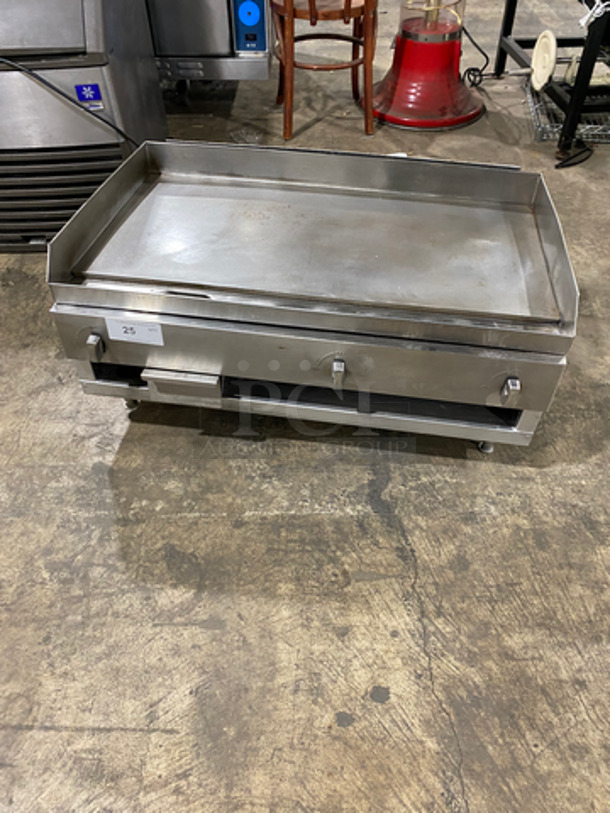 FAB! Commercial Countertop Natural Gas Powered Flat Top Griddle! With Back & Side Splashes! All Stainless Steel! On Legs!