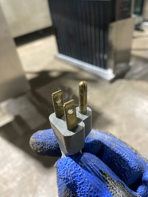 SureShot Stainless Steel Commercial Countertop Dairy Dispenser! MODEL AC20 120V 1PH - Image 9 of 10