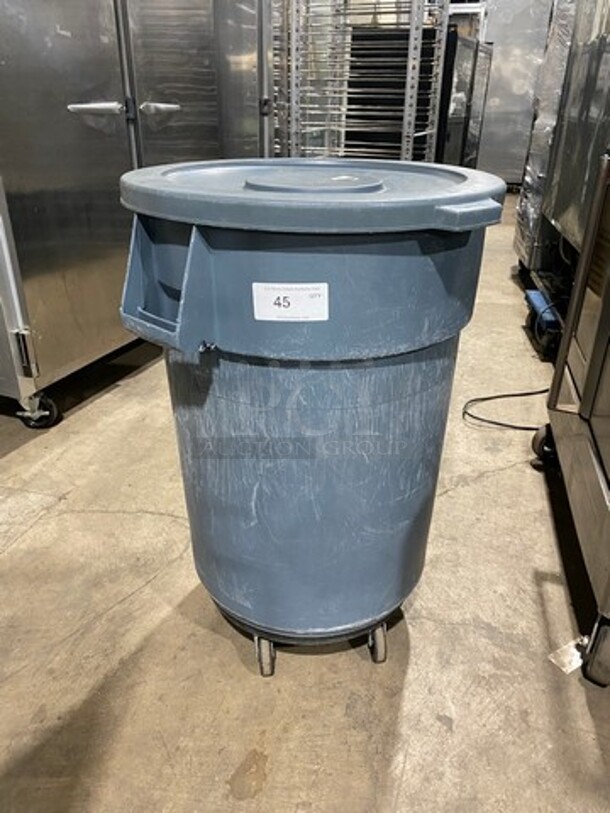Grey Poly Trash Can! With Lid! On Dolly! - Image 1 of 8