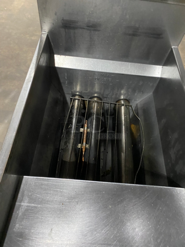 Adcraft Commercial Natural Gas Powered Deep Fat Fryer! With Backsplash! All Stainless Steel! On Legs! - Image 5 of 9