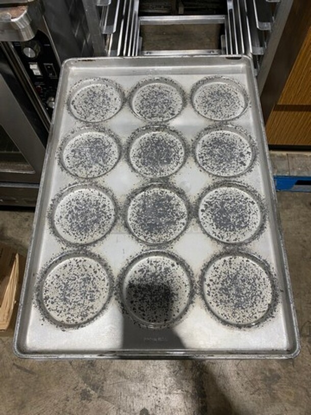 Metal Bun Baking Pan! 4x Your Bid! - Image 3 of 6