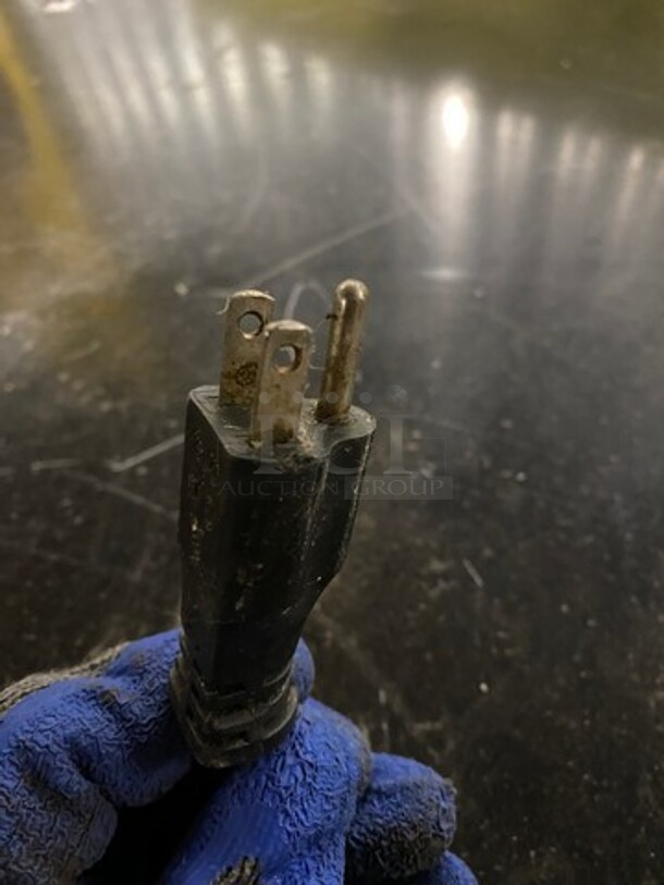 Robot Coupe Commercial Countertop Food Processor/Chopper Machine! All Stainless Steel! Model: CL50 SN: 4500152203B11 120V 60HZ 1 Phase - Image 7 of 9