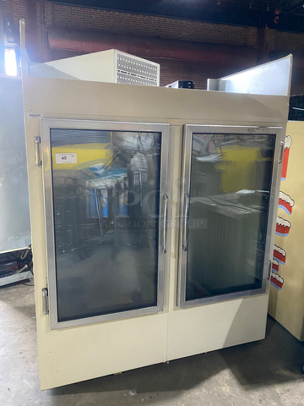 Star Commercial 2 Door Ice Merchandiser! With View Through Doors! Model: IS67AG50 SN: 00BY00388 115V 60HZ 1 Phase