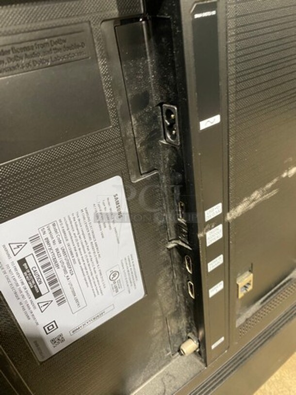 LATE MODEL! 2022 Samsung 55" HD LED Smart TV! Model: UN55TU700DF SN: 09MY3CYTC02639Y 110/120V - Image 5 of 6