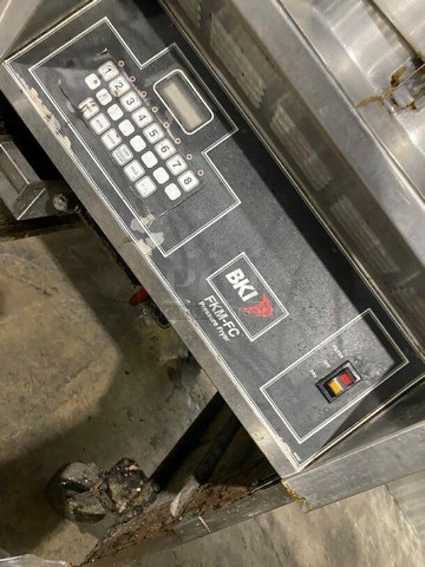 BKI Commercial Electric Powered Pressure Fryer! With Frying Basket! All Stainless Steel! On Casters! Model: FKMFC 208V 60HZ 3 Phase - Image 8 of 10