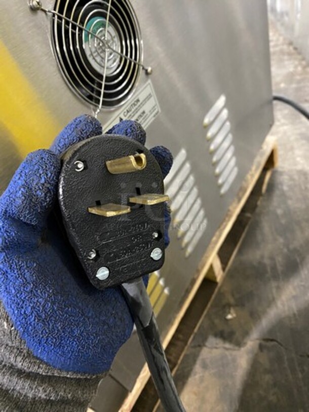 2009 Duke Commercial Countertop Turbo Oven! All Stainless Steel! Model: DG2P SN: 97JIJF0004 208/240V 60HZ 1 Phase - Image 8 of 11