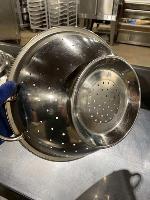 Stainless Steel Colander With Handles! - Image 3 of 4