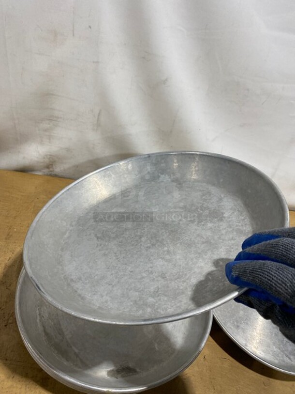 Commercial Sizzling/Sauté Pans! 8X Your Bid!  - Image 5 of 6