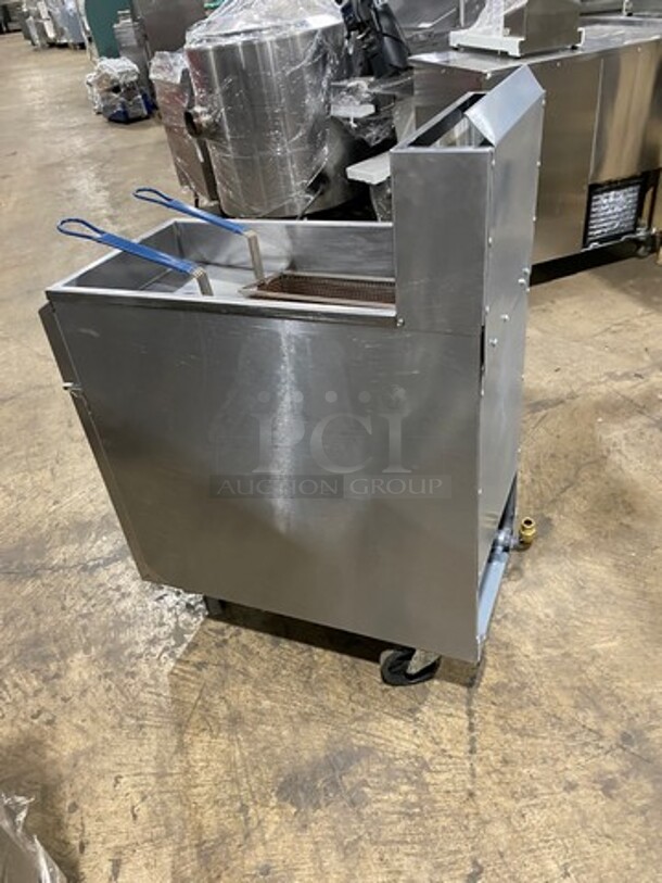 Asber Commercial Natural Gas Powered Deep Fat Fryer! With Metal Frying Baskets! With Backsplash! All Stainless Steel! On Casters! - Image 4 of 8