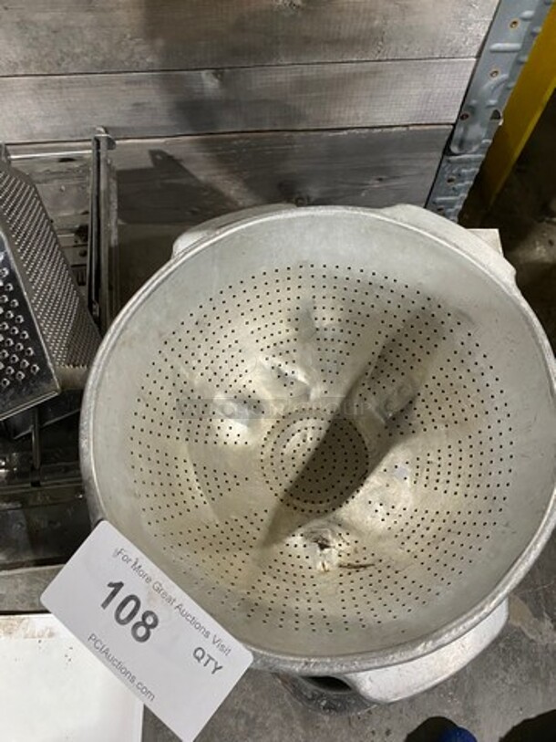 ALL ONE MONEY! MISCELLANEOUS! Includes Cheese Grater, Strainer And More! - Image 5 of 5