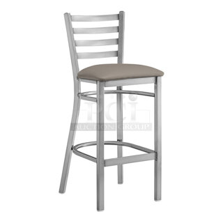 BRAND NEW SCRATCH & DENT! Lancaster Table & Seating Clear Coat Finish Ladder Back Bar Stool with 2 1/2" Dark Gray Vinyl Padded Seat - Assembled. 10x Your Bid