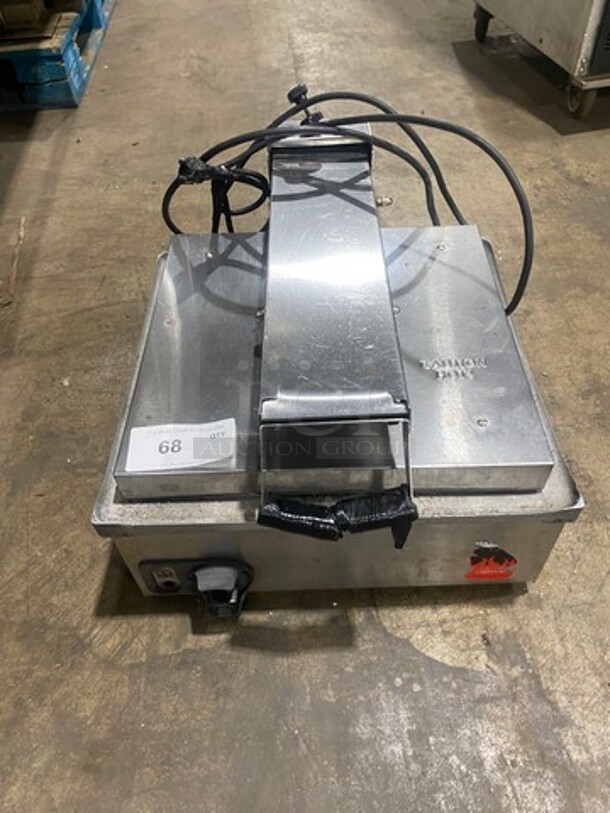 Vollrath Commercial Countertop Panini/Sandwich Grill! All Stainless Steel! Press With Flat Surface! - Image 1 of 7