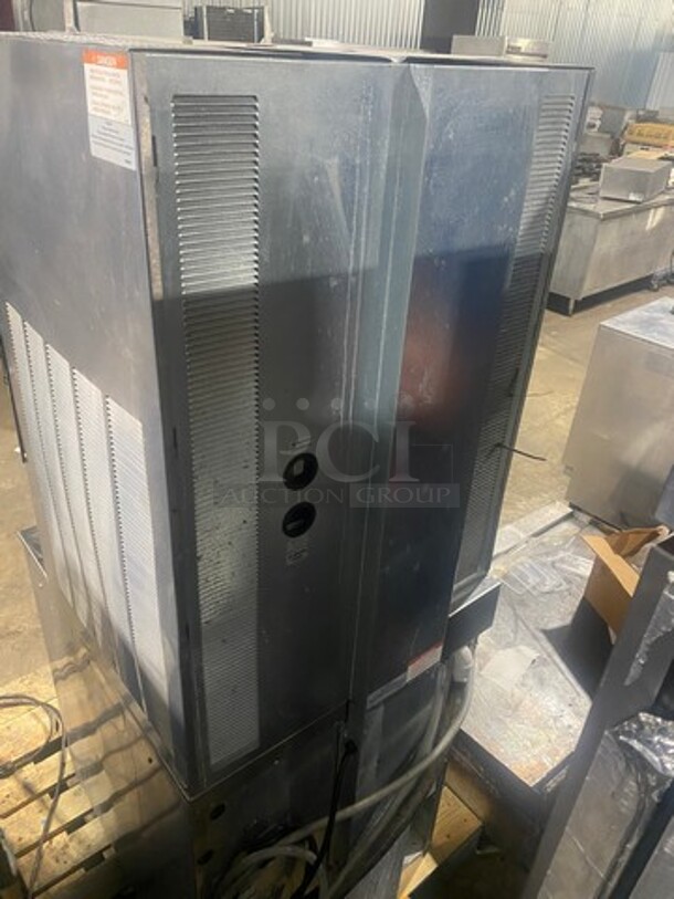 AMAZING! Manitowoc Multiplex Smoothie Workstation! On Single Door Undercounter Cooler! With Poly Bins! All Stainless Steel! Model: MB81 SN: 1611150001561 115V 60HZ 1 Phase - Image 3 of 11