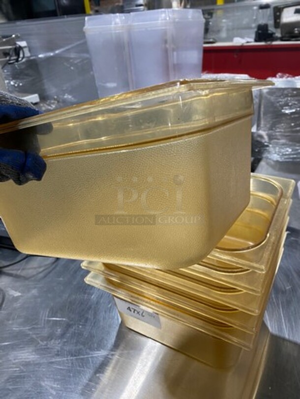 Rubbermaid Poly Half Size Food Containers! 4x Your Bid - Image 4 of 8