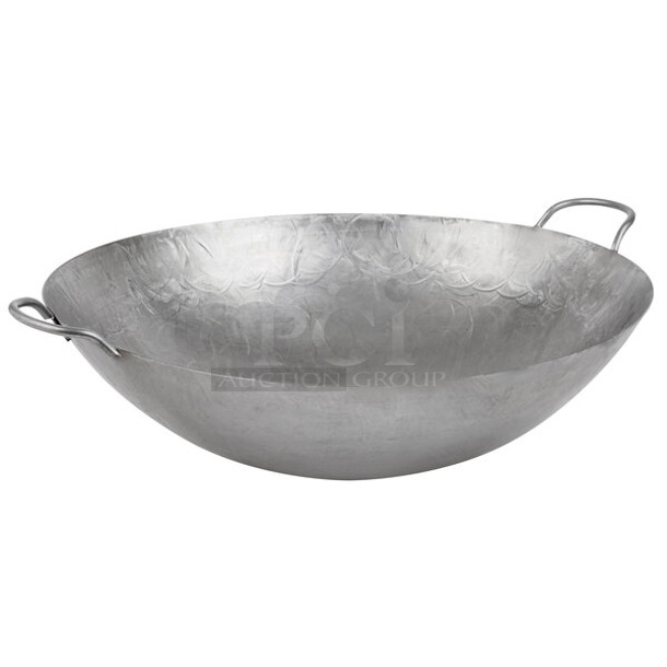 7 BRAND NEW SCRATCH AND DENT! Town 34720 20" Hand Hammered Cantonese Wok. 7 Times Your Bid! - Image 1 of 3
