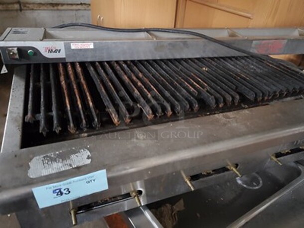 Radiance Countertop Charbroiler(missing knobs) - Image 4 of 5