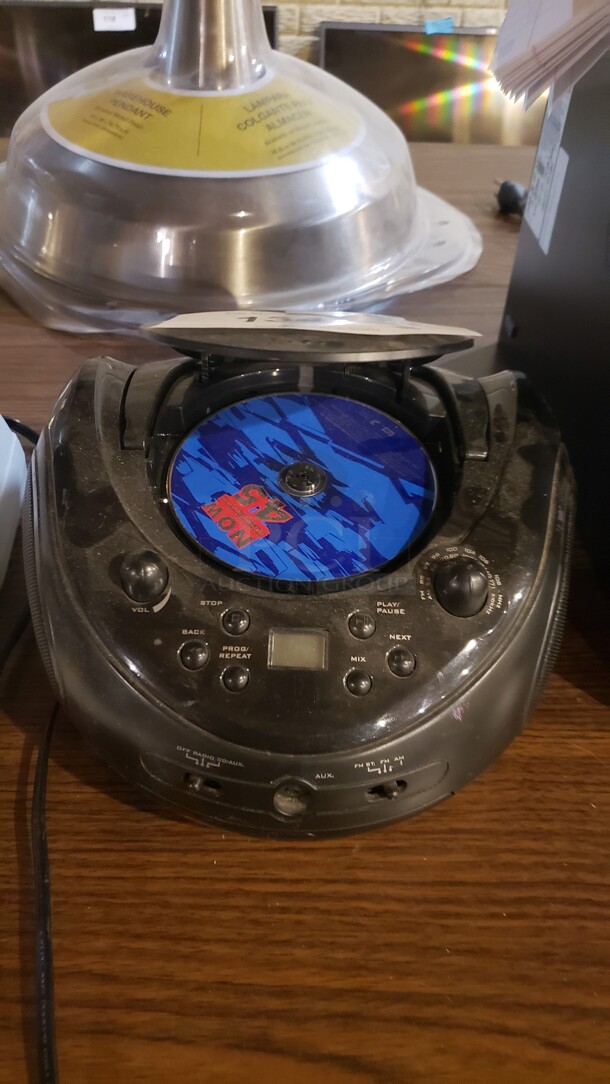 Memorex Boombox Not tested (Location 1) - Image 2 of 2