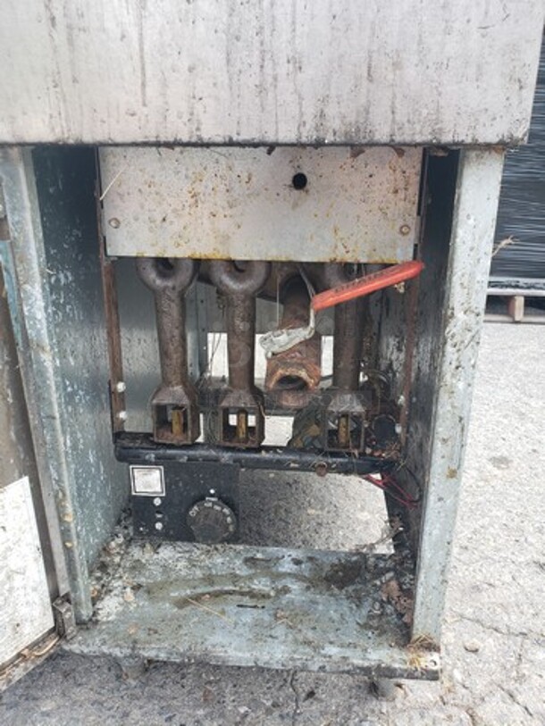 Two Propane Fryers! - Image 9 of 11