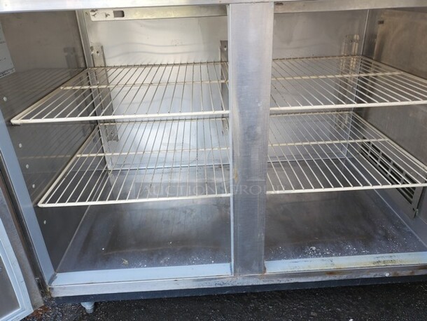 Duke RBC-60M Commercial Worktop Refrigerator (Dent on one side), 120V, 60WX30DX36H - Image 3 of 6