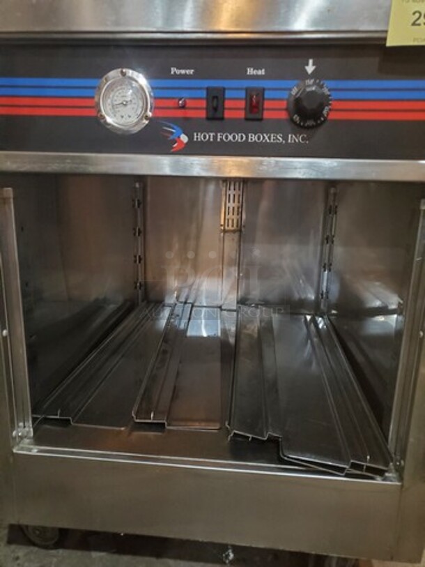 Hot Food Boxes INC R-/4A4C Warmer Cabinet - Portable 120V 26X33X34 Like New! - Image 5 of 7