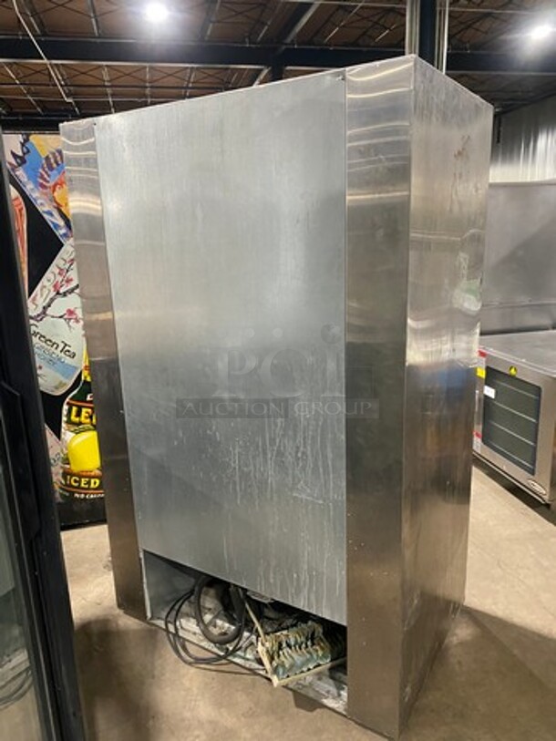2007 Leader Commercial 2 Door Reach In Cooler Merchandiser! With View Through Doors! With Poly Coated Racks! All Stainless Steel! Model: LS48SSC SN: PQ033403 115V 60HZ 1 Phase - Image 4 of 9