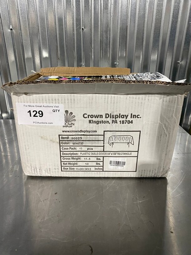 Crown Display! White Table Cloth! - Image 1 of 6