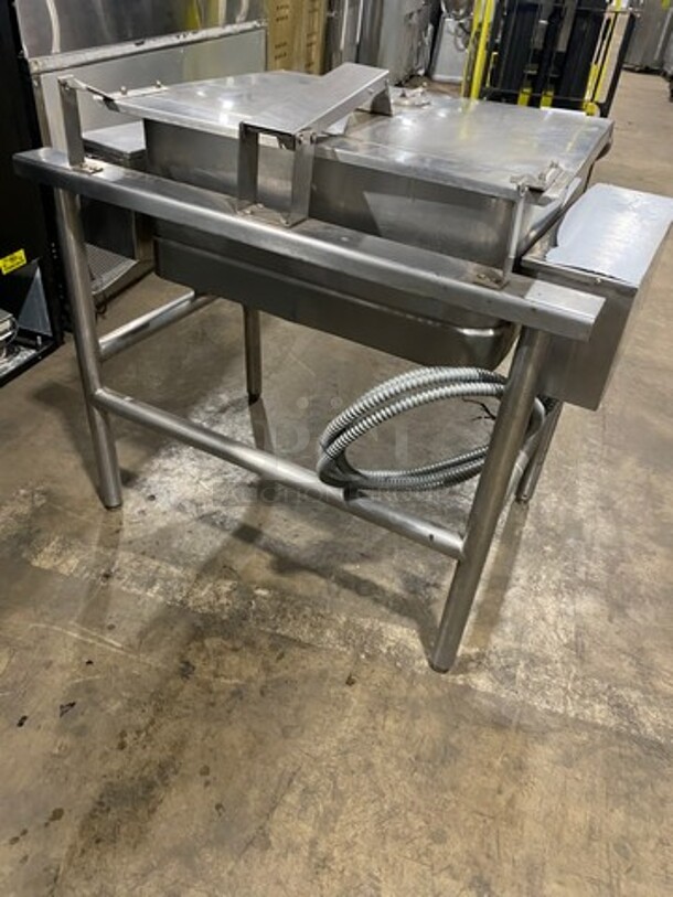 Groen Commercial Natural Gas Powered Skillet/Braising Pan! All Stainless Steel! On Legs! - Image 4 of 8