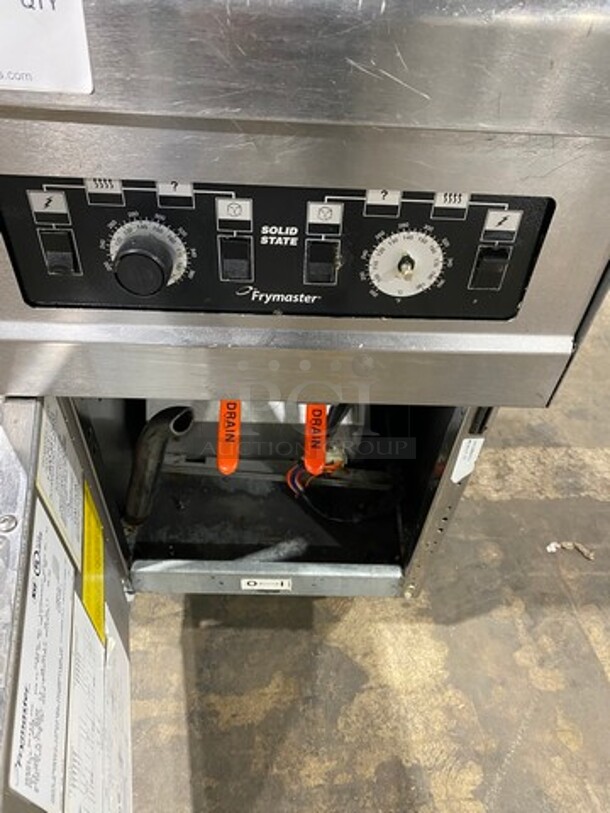 Frymaster Commercial Electric Powered Deep Fat Fryer! With Metal Frying Baskets! With Side Splashes! All Stainless Steel! On Casters! Model: RE1142SE SN: 1508NA0057 208V 60HZ 3 Phase - Image 7 of 12