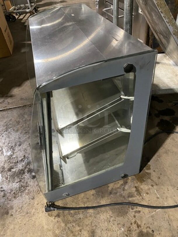 Vendo Commercial Countertop Food Warming Display Case! Glass All Around Showcase Style! Rear Access Doors! All Stainless Steel! Model: HFDC00001 SN: 1372164 115V 60HZ 1 Phase - Image 3 of 8