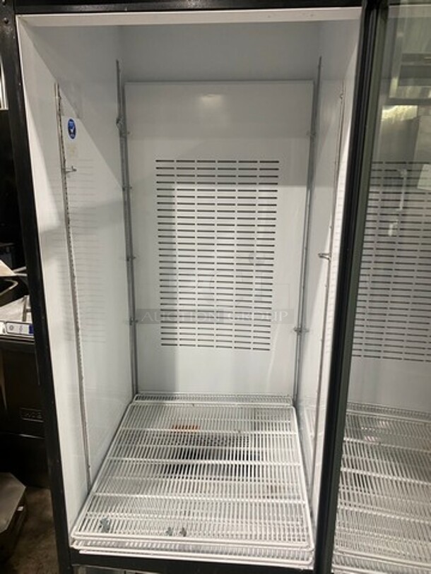 Single Door Refrigerated Reach In Cooler Merchandiser! With View Through Door! With Poly Coated Racks! - Image 5 of 8