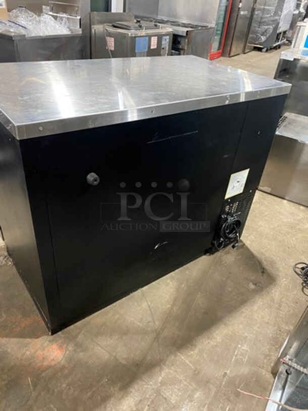Everest Commercial 2 Door Bar Back Cooler! With View Through Doors! All Stainless Steel! Model: EBB48G SN: BBB48G17010013 115V 60HZ 1 Phase - Image 3 of 8