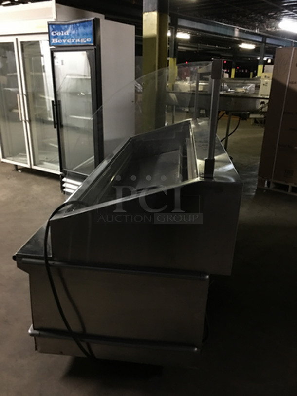 AN AMAZING FIND! Traulsen Commercial Open Grab-N-Go Seafood Display Case! With Side Splashes! All Stainless Steel! On Casters! Model: TD078HTZSC01 SN: T176629A12 115V 60HZ 1 Phase - Image 2 of 8