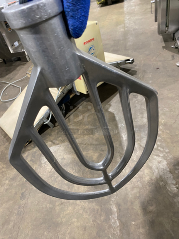 Arimex Commercial 40 Qt Mixer! With Spiral And Paddle Attachments! With Stainless Steel Bowl And Bowl Guard! On Legs! Working When Removed! Model: MG40/3 SN: 111 208V 60HZ 3 Phase - Image 9 of 10