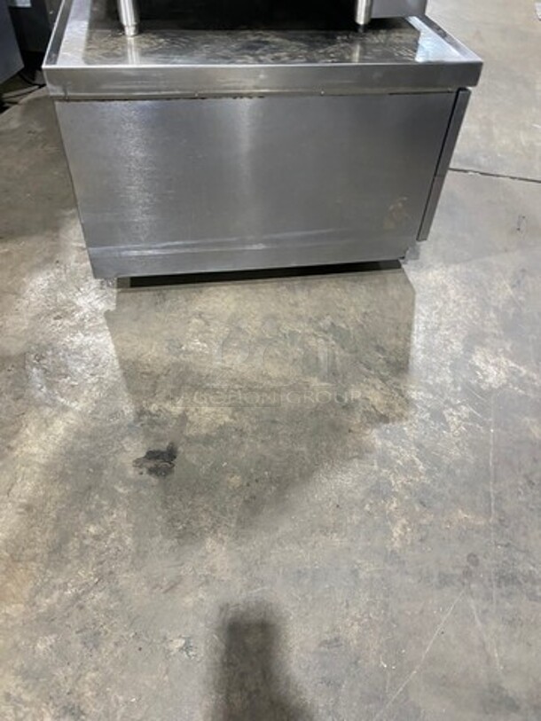 Delfield Commercial Refrigerated 2 Drawer Chef Base! All Stainless Steel! On Casters! SN: 1509150000570 115V 60HZ 1 Phase - Image 3 of 10