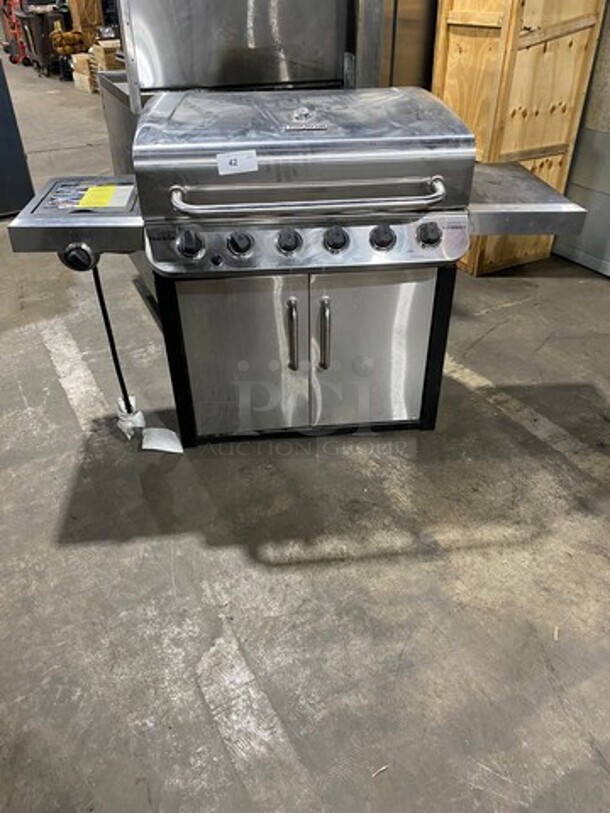 AWESOME! Char Broil Gas Powered Outdoor 6 Burner BBQ Grill! With Left Side Single Burner! Right Side Table! Hinged Lid! With Cabinet Storage Space Underneath!