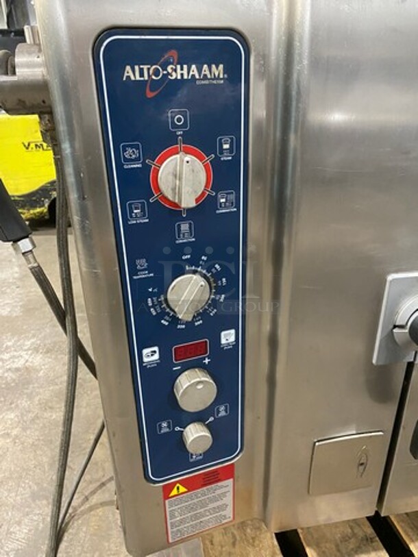 Alto Shaam Natural Gas Powered Combi Oven! With View Through Door! All Stainless Steel! On Legs! Model: 714ESGS SN: 10325281016 - Image 6 of 10