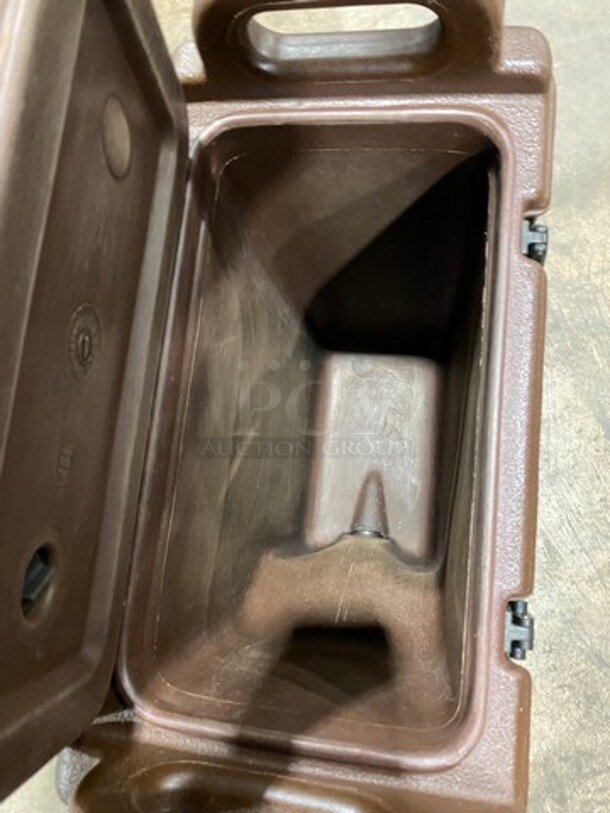 Cambro Insulated Beverage Dispenser/ Holder! With Side Handles! With Lid! - Image 3 of 5