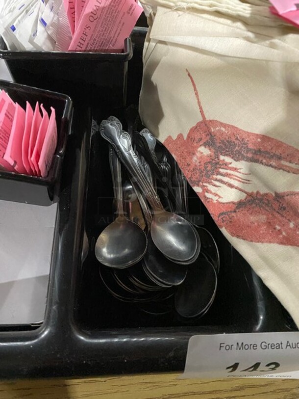 ALL ONE MONEY! Utensil Organizer w/ Utensils!  - Image 5 of 6