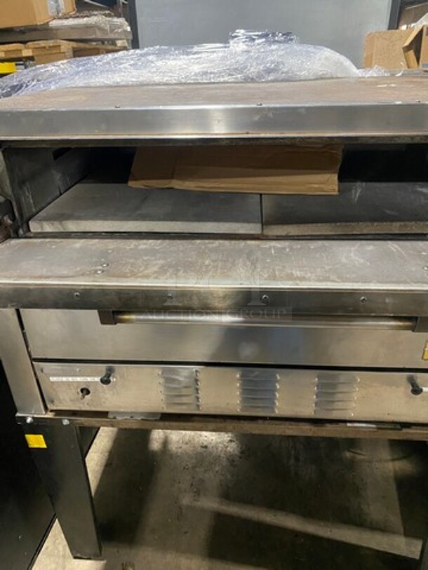 Peerless Commercial Natural Gas Powered Double Deck Baking/ Pizza Oven! With Stones! All Stainless Steel! On Legs! - Image 4 of 11