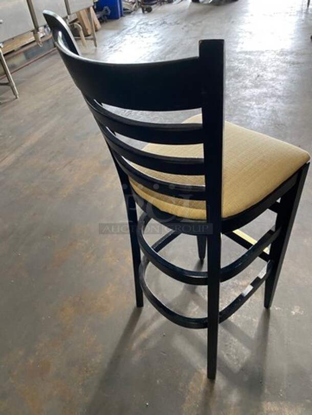 Cushioned Bar Height Chairs! With Wooden Frame! With Footrest! 2x Your Bid! - Image 3 of 6