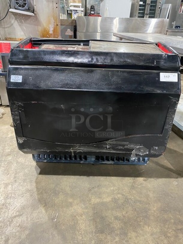 Beverage Air Commercial Reach Down Chest Cooler Display Merchandiser! Model: EZA84LD 115V 60HZ 1 Phase - Image 1 of 7