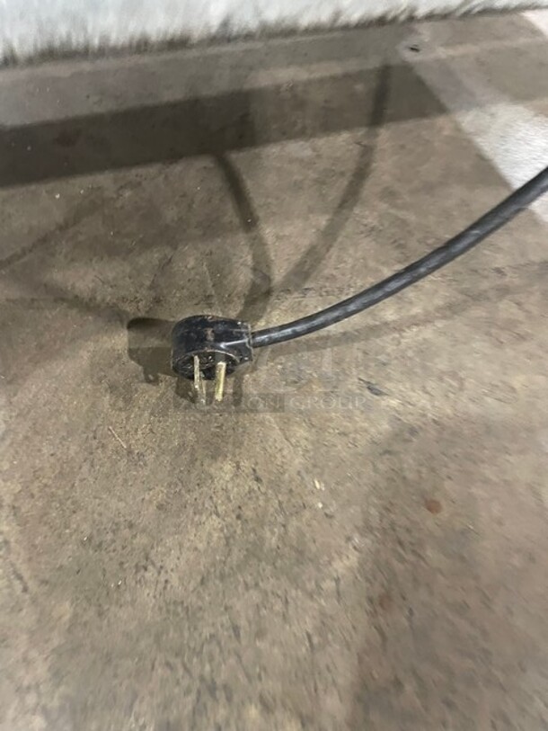 Eagle Commercial Electric 2 Well Steam Table! With Underneath Storage Space! All Stainless Steel! On Legs! Model DRT2208 Serial 1703100127! 208V 1Phase! - Image 8 of 8