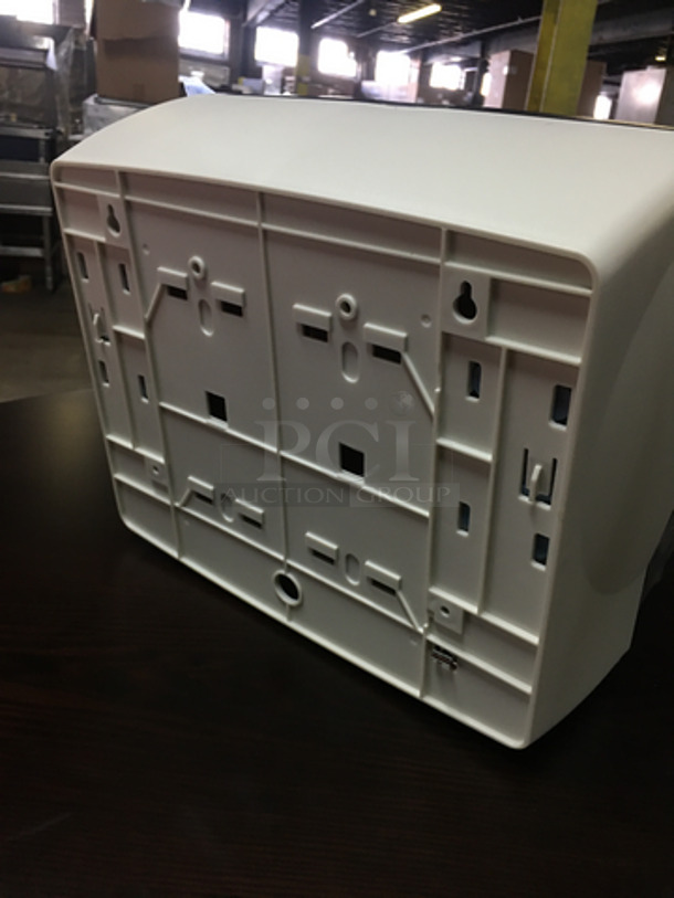NEW! IN THE BOX! Georgia Pacific Wall Mount Motion Activated Paper Towel Dispenser! 3x Your Bid! - Image 5 of 7