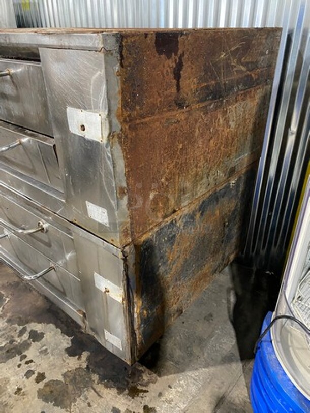 Bakers Pride Commercial Natural Gas Powered Double Deck Baking/ Pizza Oven! All Stainless Steel! 2x Your Bid Makes One Unit! SN: 09950 - Image 2 of 11