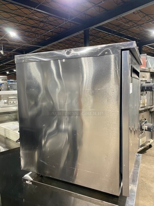 Delfield Commercial Single Door Lowboy/Worktop Cooler! All Stainless Steel! Model: 406STAR2 SN: 1305152001453 115V 60HZ 1 Phase - Image 2 of 9